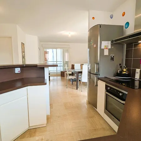 Appartement Of 70 M With Shared Pool In *