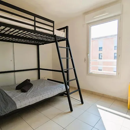 Appartement Of 70 M With Shared Pool In *